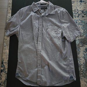 Banana Republic - Short Sleeve Button Down - Size Large